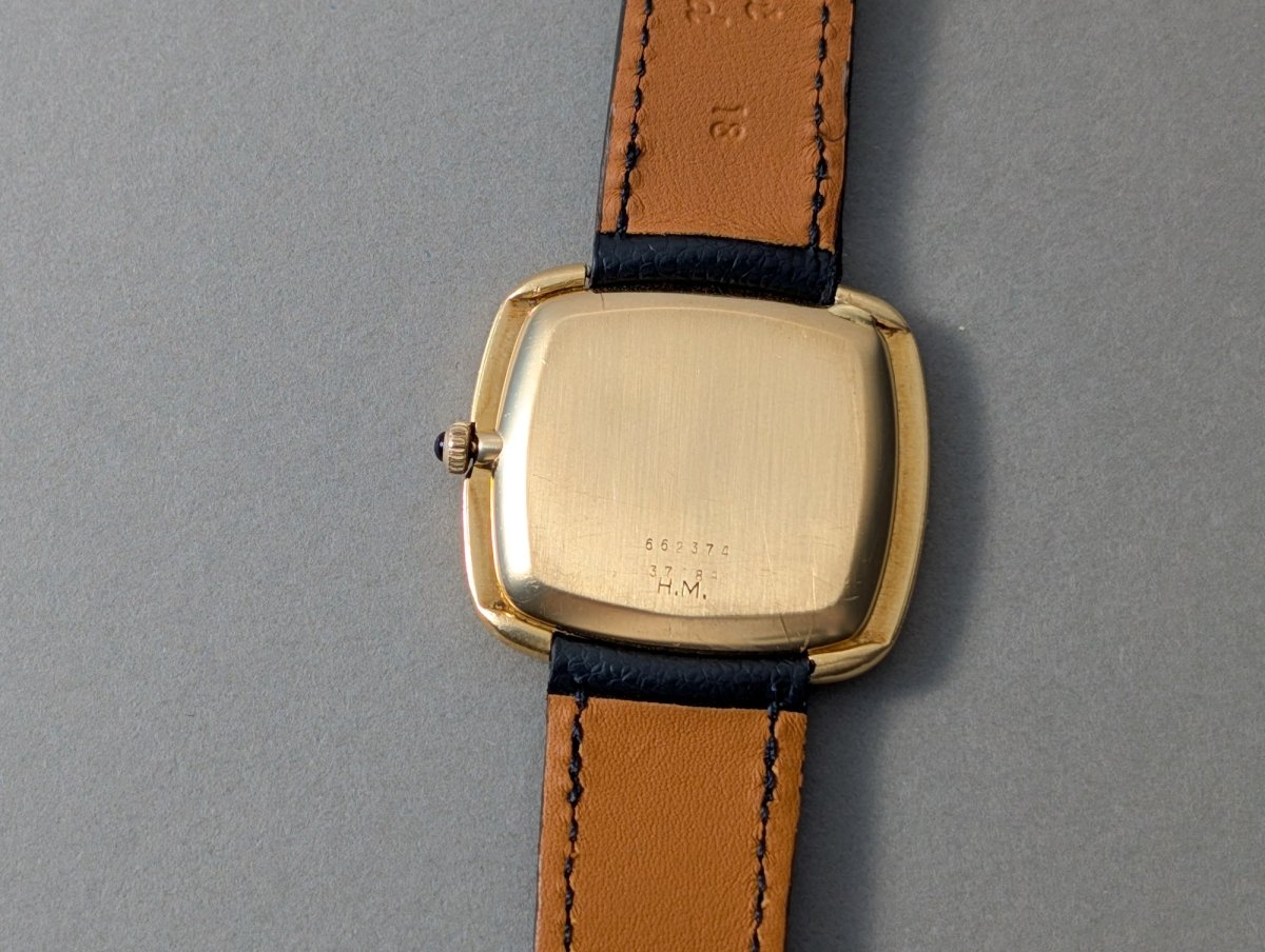 Baume & Mercier 18k Gold Stepped Case Black Dial Wristwatch