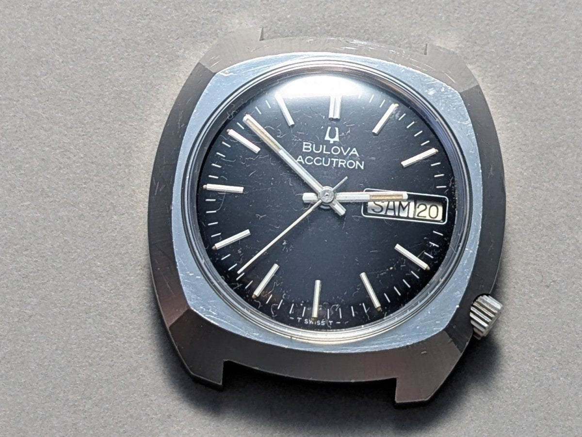 Bulova Accutron 7041 Caliber 2182 Wristwatch