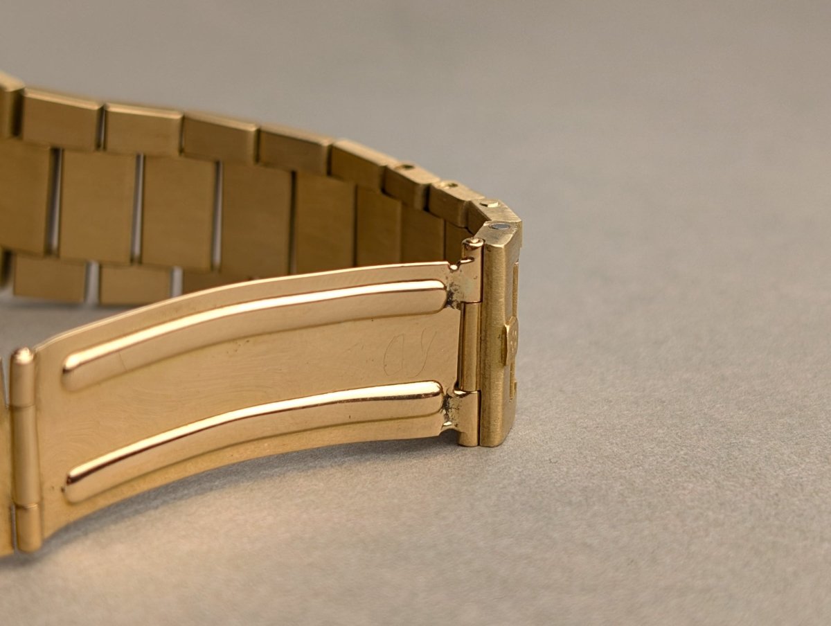 Eterna Kontiki Royal Quartz 18k Gold Ref 729 1505 68 Wristwatch