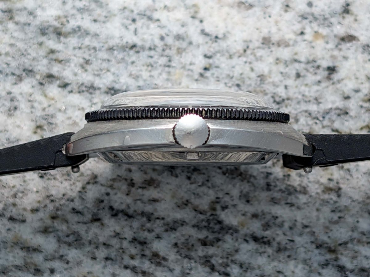 Exquisit Aquamatic - Discus Diver Wristwatch