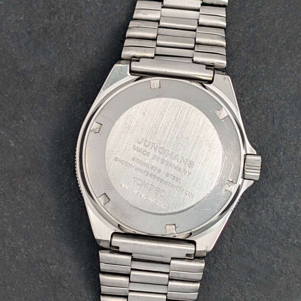 Junghans Navy Quartz Diver Ref. 10/4760 Wristwatch