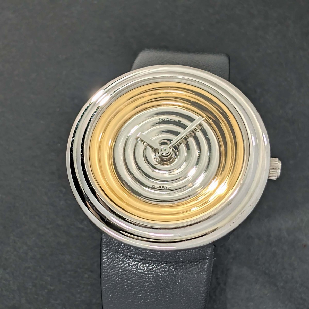 Pratina Crazy Disco Disco Volante Wristwatch