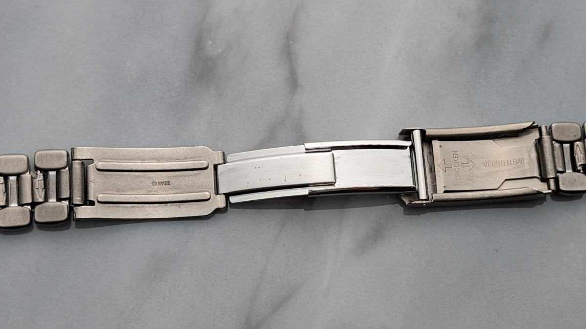 Sinn 144 / 157 titanium honeycomb bracelet 20mm Strap / Bracelet