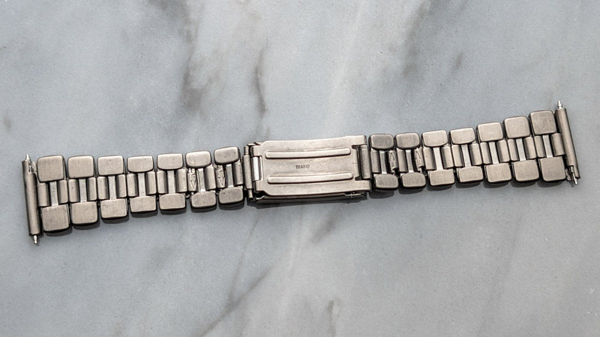 Sinn 144 / 157 titanium honeycomb bracelet 20mm Strap / Bracelet