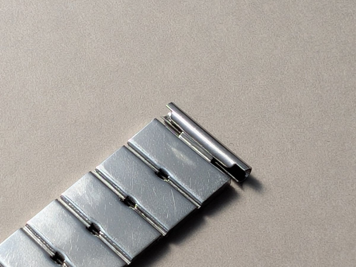 Vintage 18 mm Stainless Steel Bracelet Sporty Strap / Bracelet