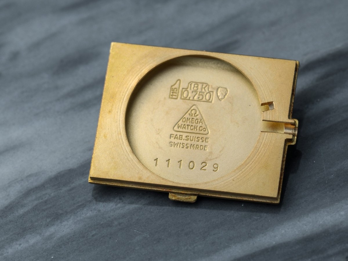 Vintage Omega 18k Gold Rectangular Case "Louvre" Dial 111.029 Wristwatch