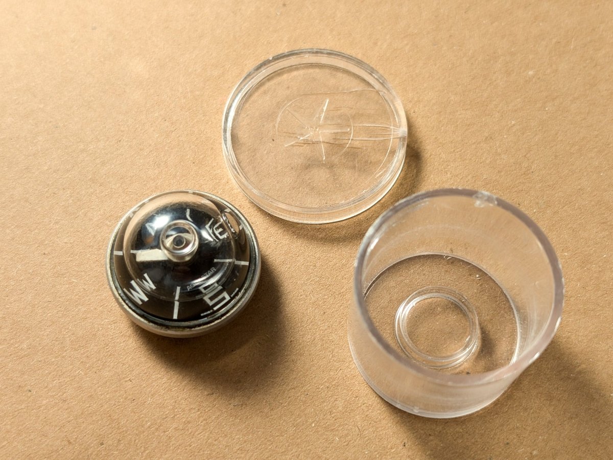 Aquastar Button Gauge Strap Dive Compass Liquid Collectible