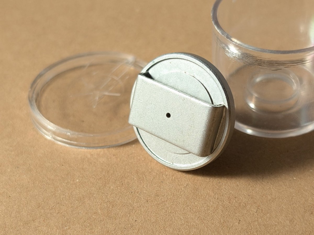 Aquastar Button Gauge Strap Dive Compass Liquid Collectible