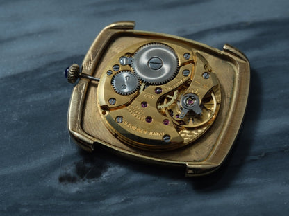 Baume & Mercier 18k Gold Stepped Case Gold Dial 37089 Wristwatch