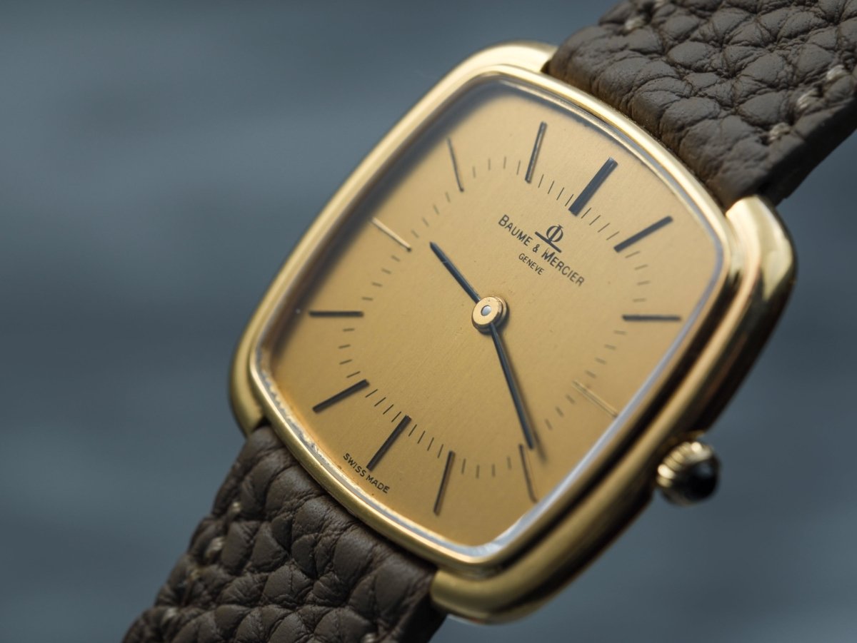 Baume & Mercier 18k Gold Stepped Case Gold Dial 37089 Wristwatch