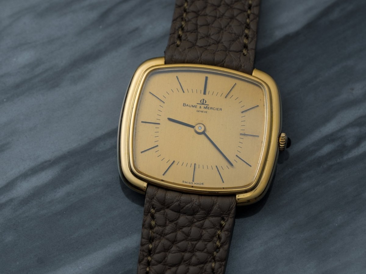Baume & Mercier 18k Gold Stepped Case Gold Dial 37089 Wristwatch