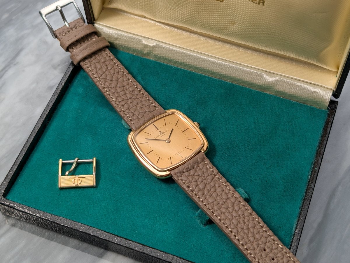 Baume & Mercier 18k Gold Stepped Case Gold Dial 37089 Wristwatch