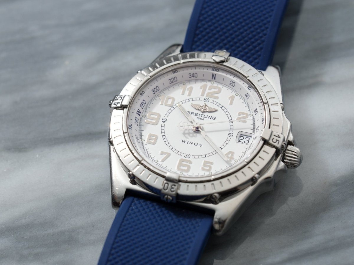Breitling Windrider Wings Quartz White Dial 1000m A66050 Wristwatch