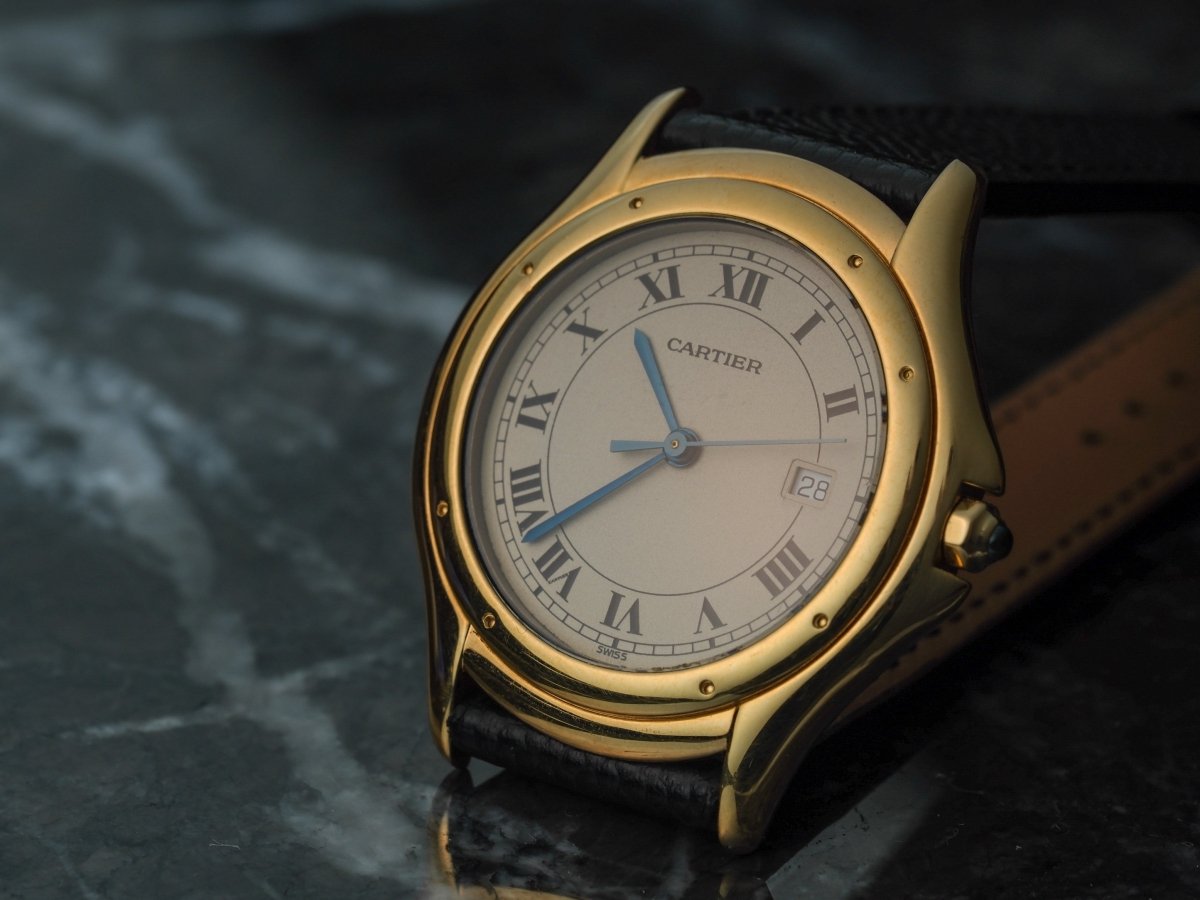 Cartier Cougar Panthere 18k Yellow Gold 33 mm Box Papers 887904 Wristwatch
