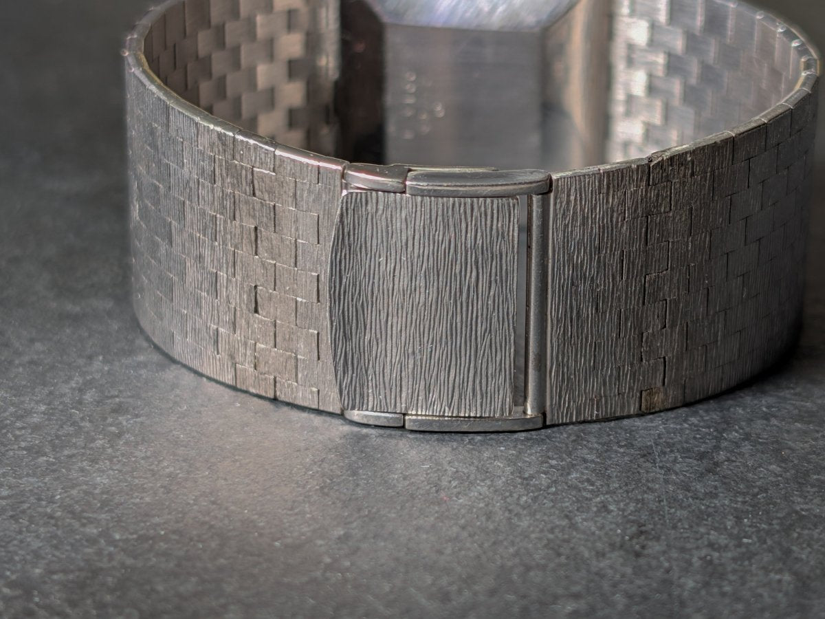 Chopard Lapis Lazuli Dial 18k White Gold Bark Finish 2013/1 Wristwatch