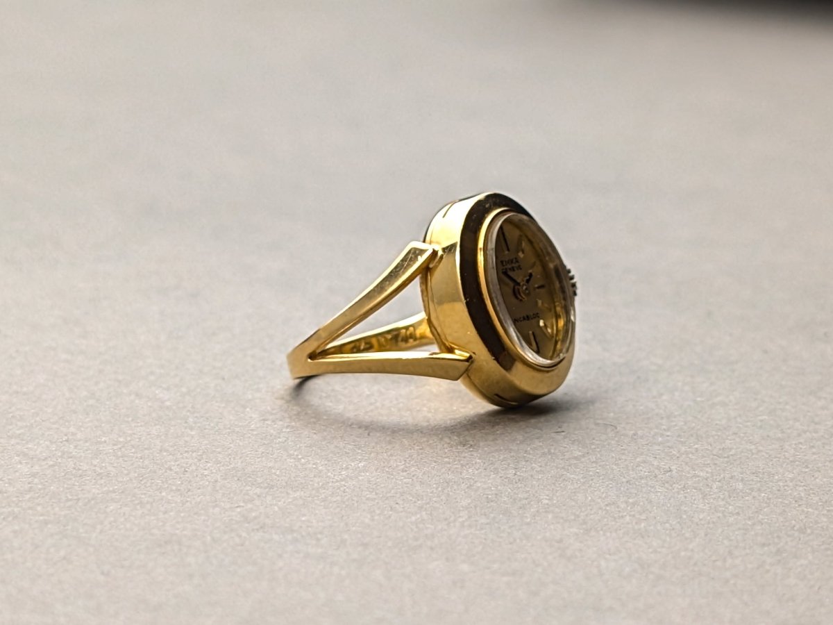 Emka Ring Watch 18k Gold Manual Movement Ring Watch