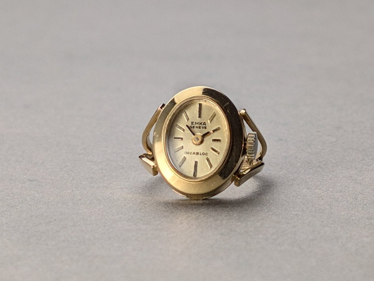 Emka Ring Watch 18k Gold Manual Movement Ring Watch