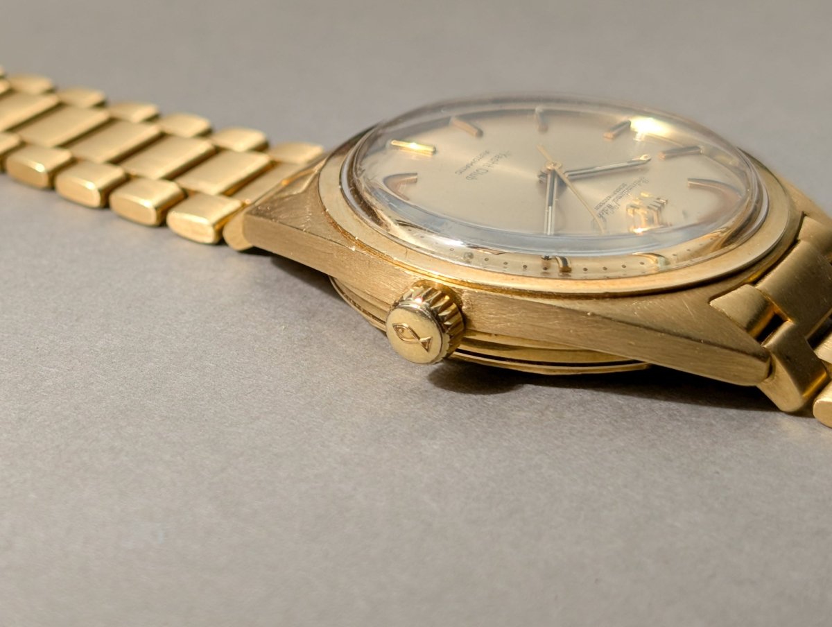 IWC Yacht Club 18k Gold R 811 A Wristwatch