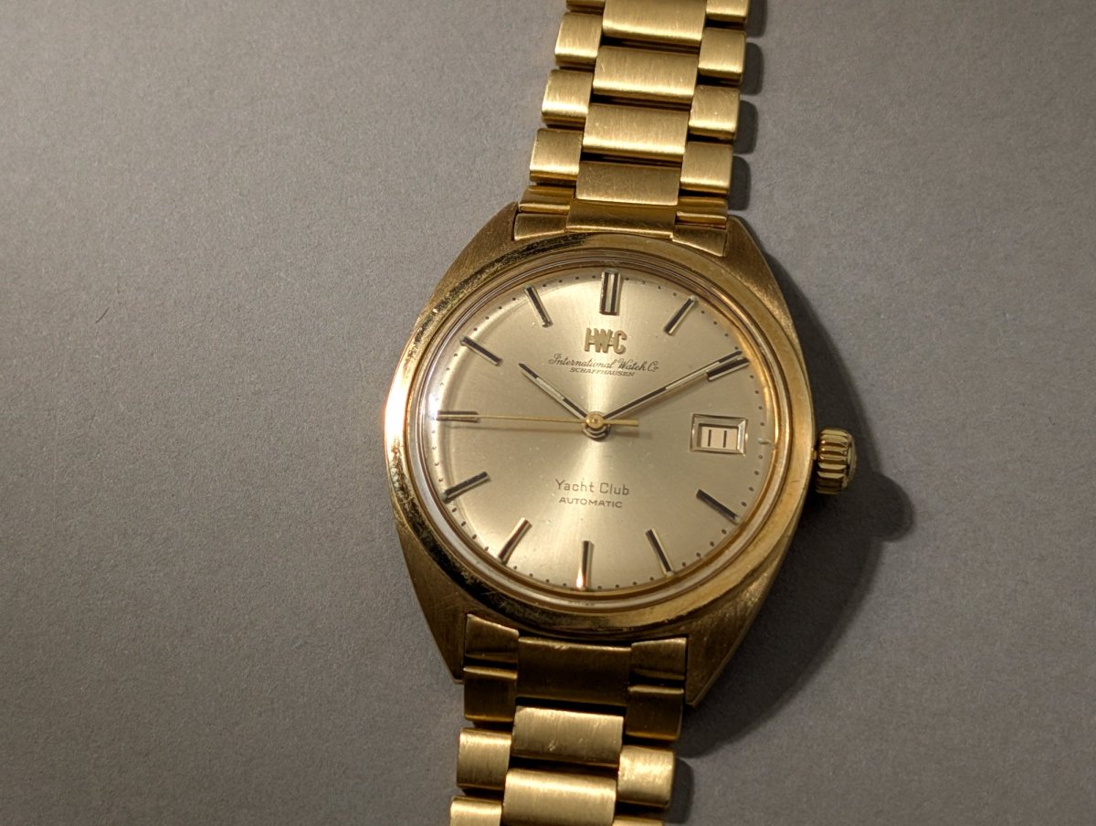 IWC Yacht Club 18k Gold R 811 A Wristwatch