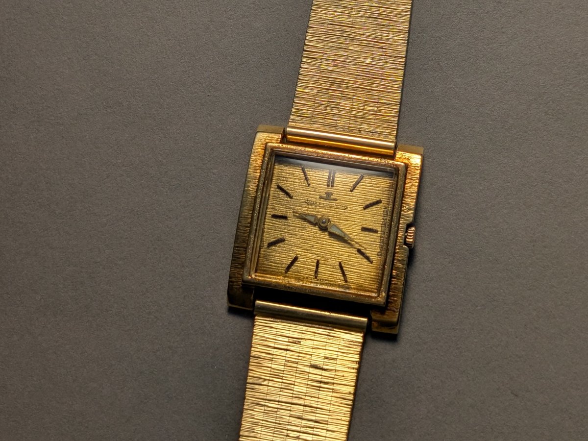 Jaeger - LeCoultre 18k Gold Bark Finish Rectangular Ref. 9006 Wristwatch