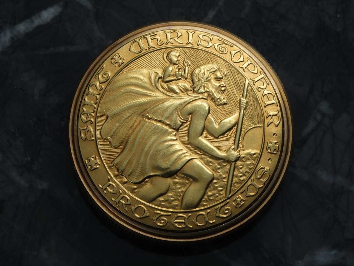 Movado Saint Christopher Coin Watch Yellow Gold Clock