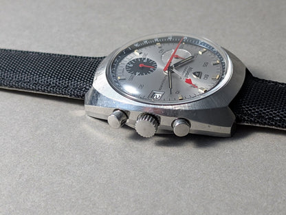 Nivada Taravana Autochron Chronograph Lemania 1341 Wristwatch