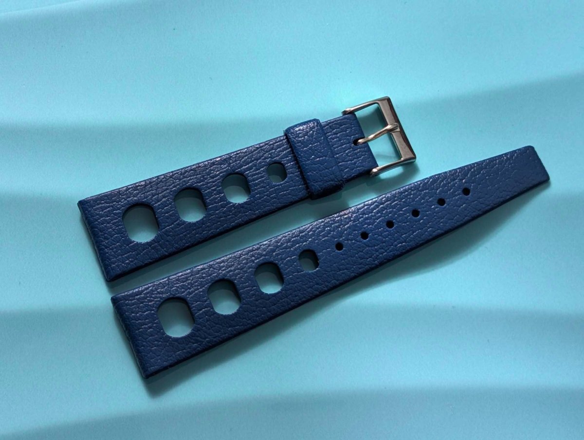 NOS Tropic Sport Strap Blue Rubber 22 mm Straight Ends 23322 Big Holes Strap / Bracelet