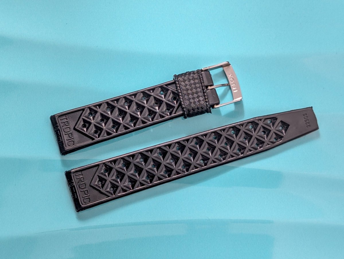 NOS Tropic Strap Black Rubber 18 mm Straight Ends 22509 INOX Buckle Strap / Bracelet