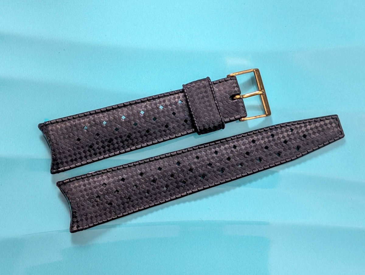 NOS Tropic Strap Black Rubber 20 mm Curved Ends 22508 Strap / Bracelet