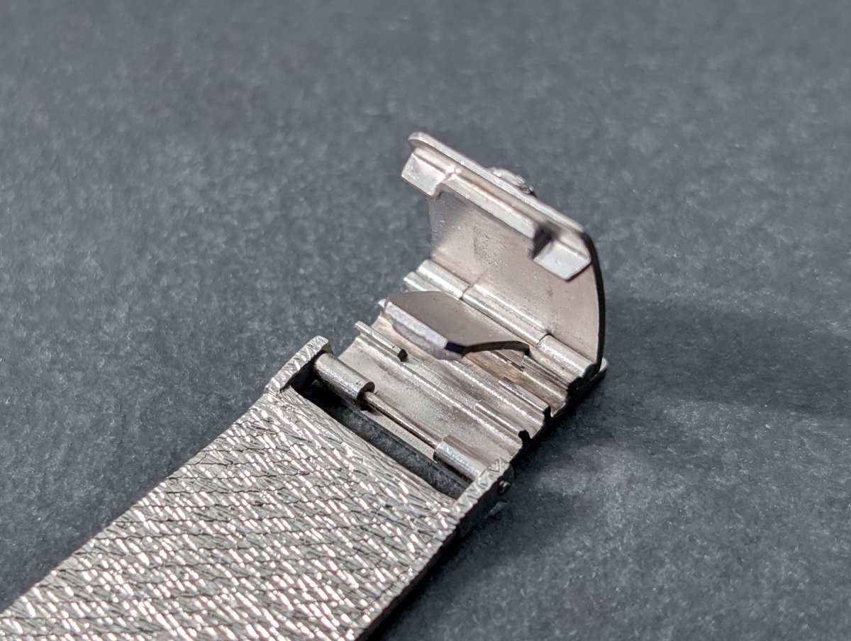 Patek Philippe Rectangular White Gold Bark Finish 3553/1 1970s Wristwatch