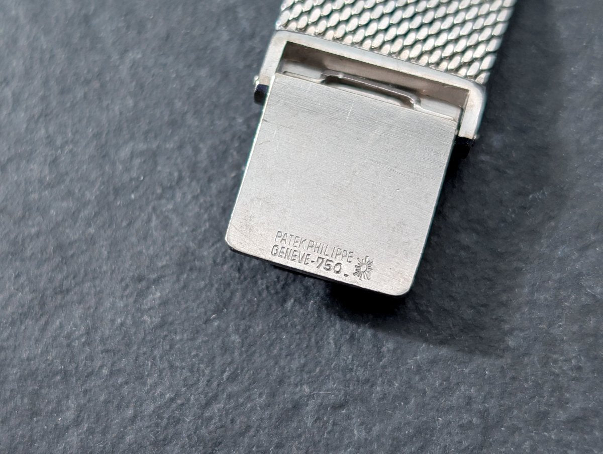 Patek Philippe Rectangular White Gold Bark Finish 3553/1 1970s Wristwatch