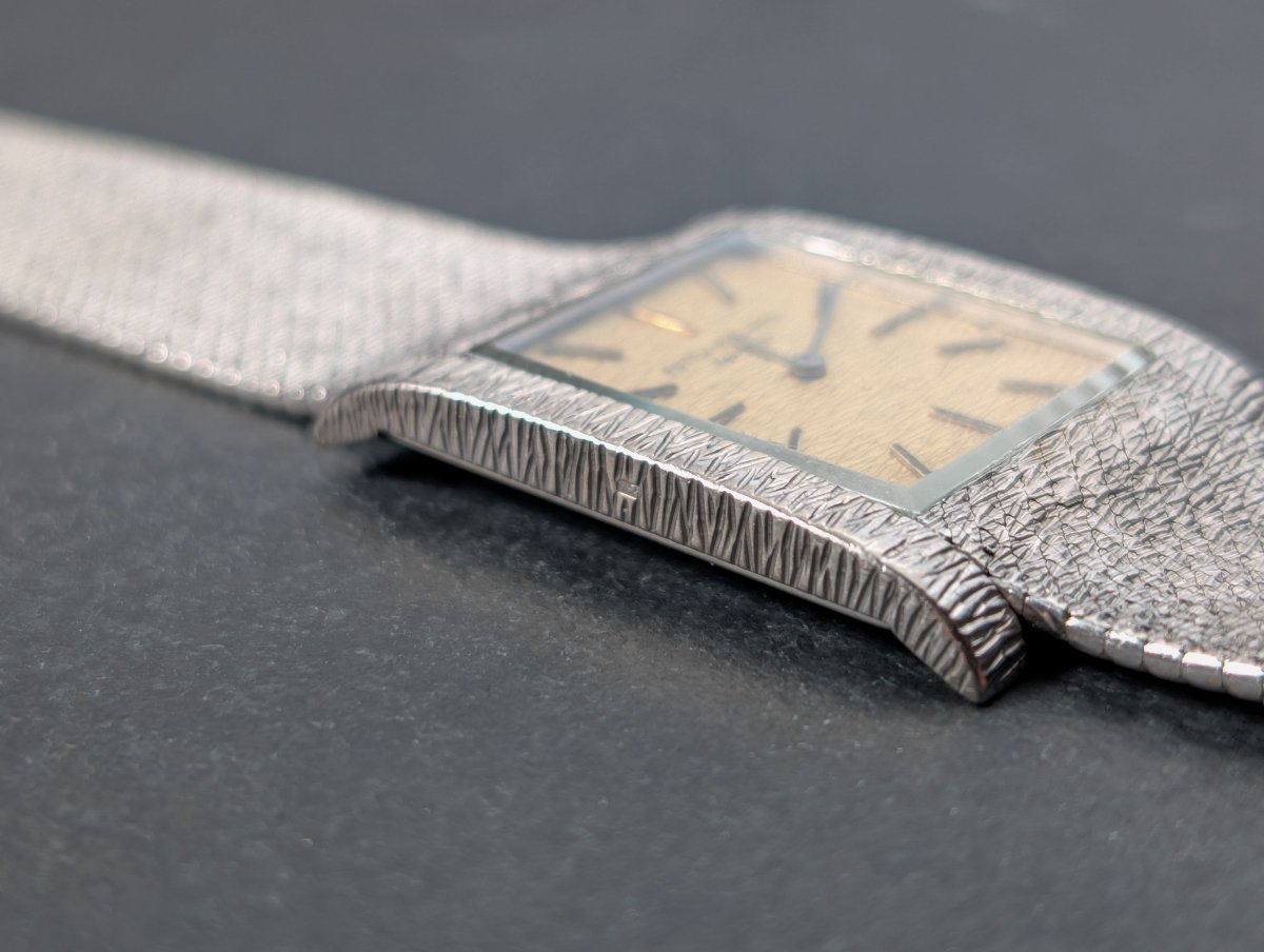 Patek Philippe Rectangular White Gold Bark Finish 3553/1 1970s Wristwatch