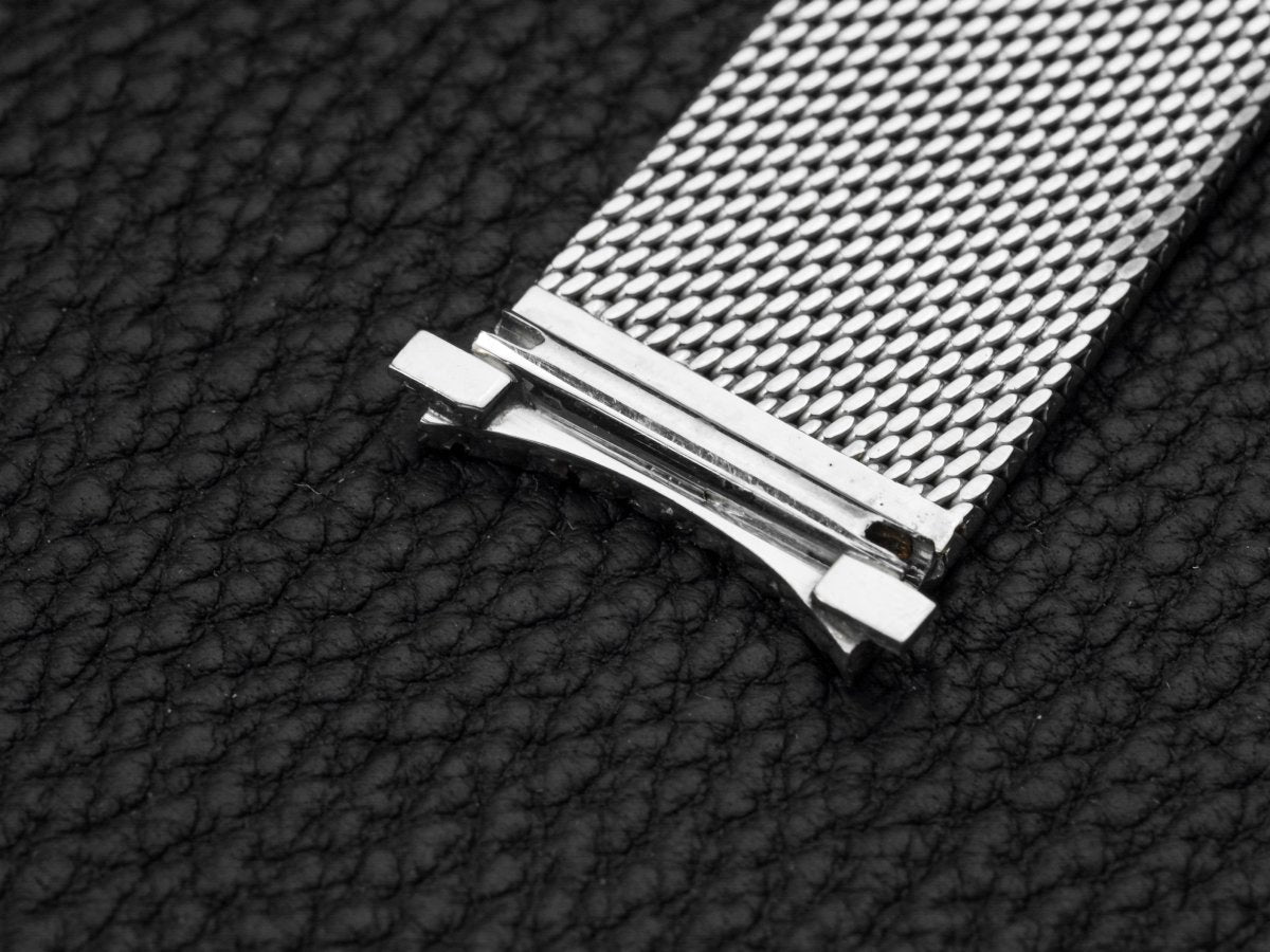 Vintage 18 mm Milanaise Bracelet 18k White Gold Curved Ends Strap / Bracelet